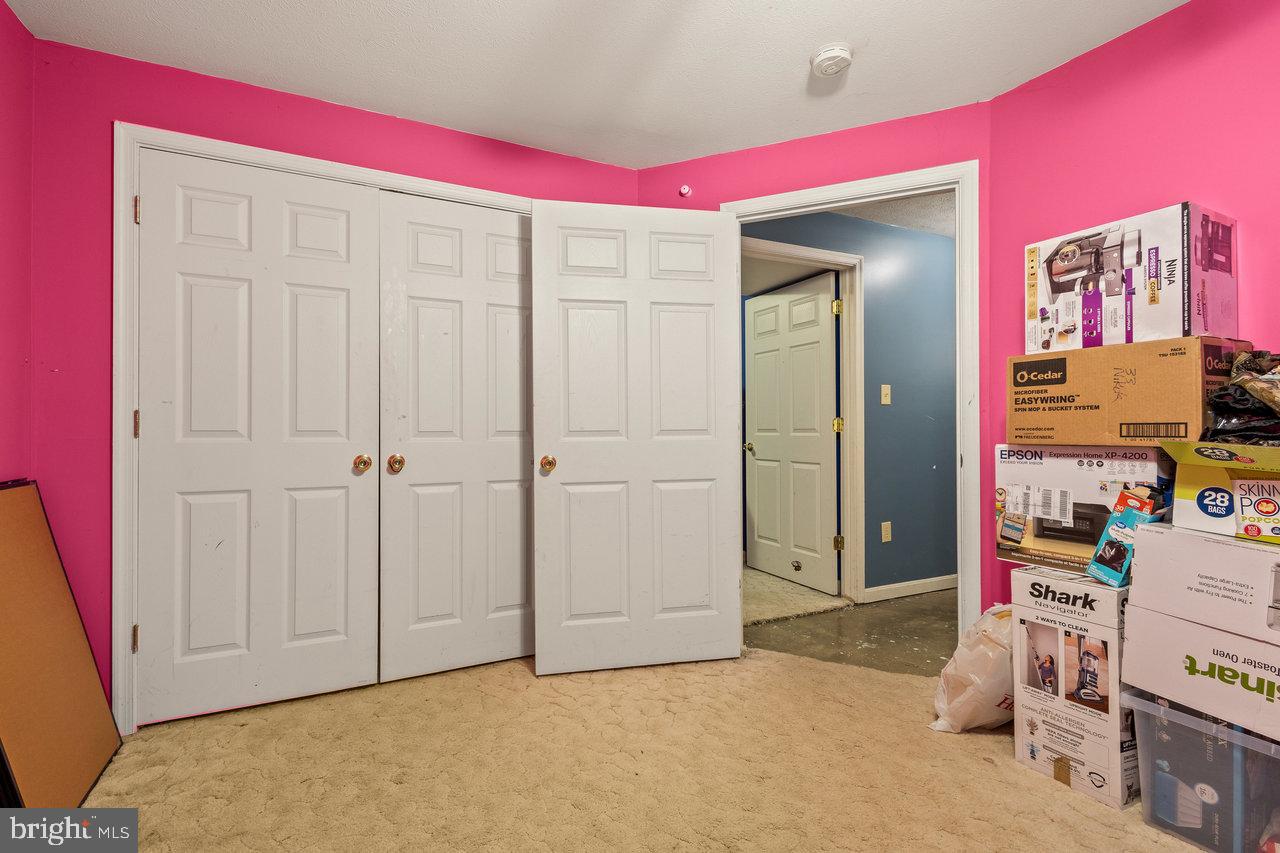 HILLVIEW - Residential