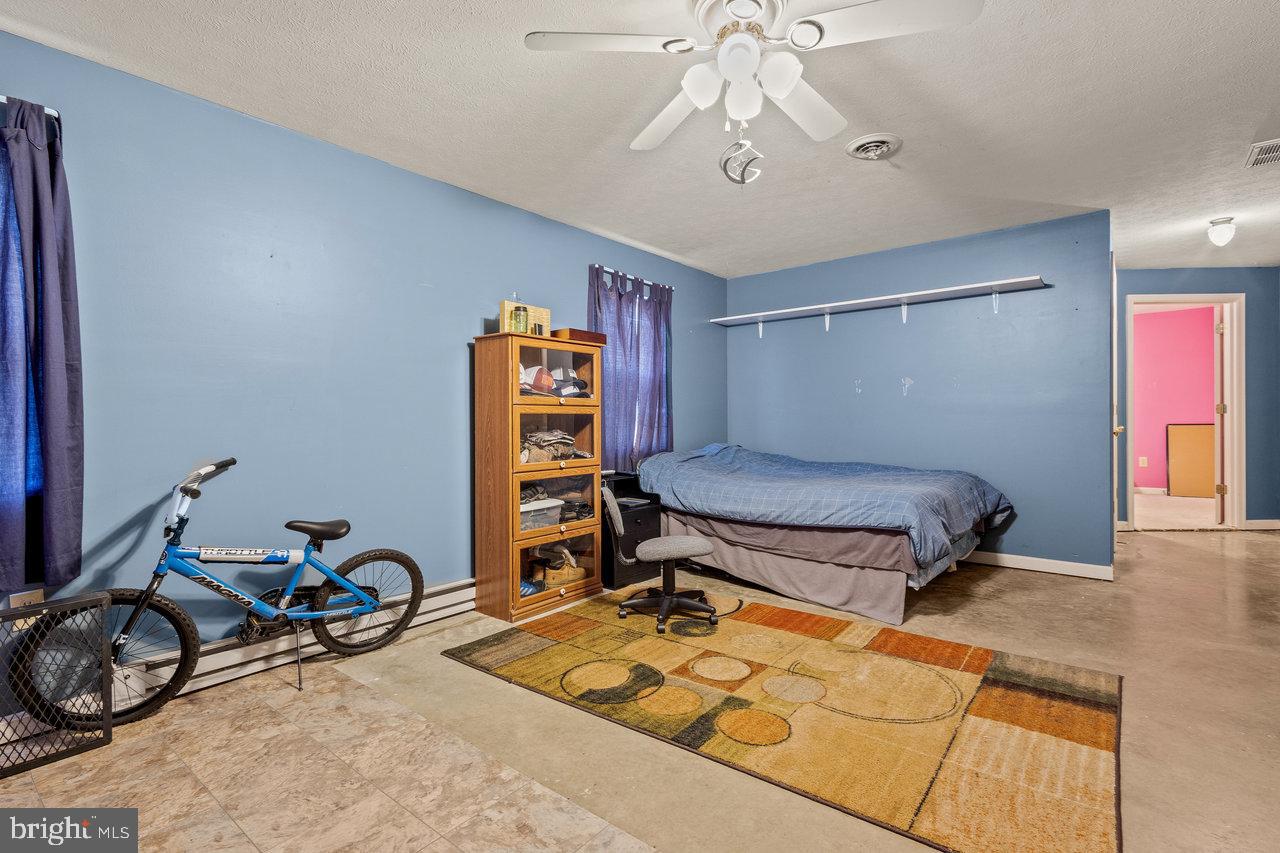 HILLVIEW - Residential