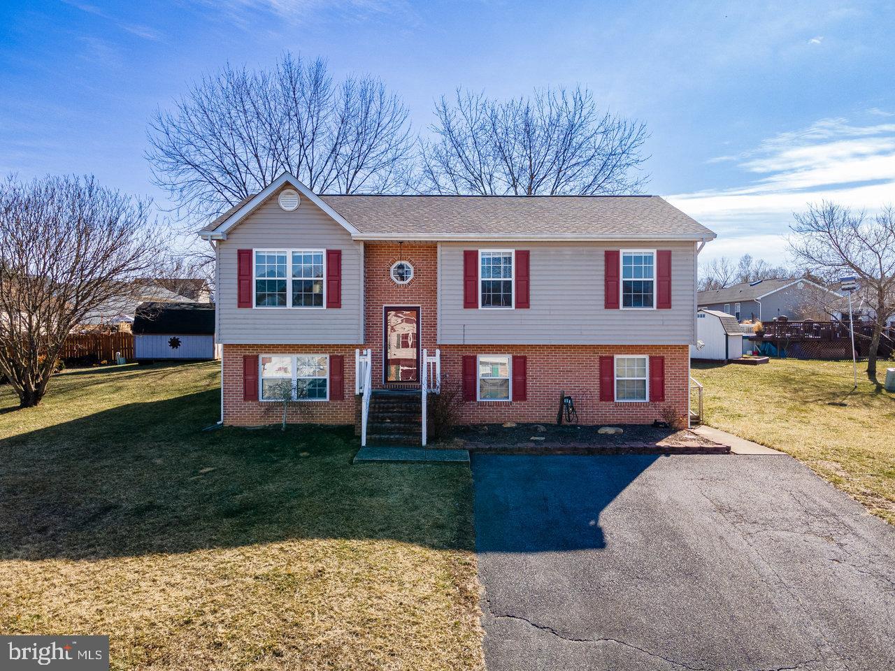 HILLVIEW - Residential