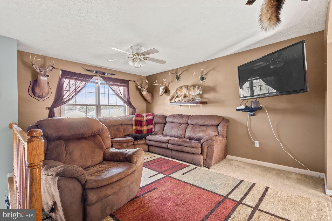 HILLVIEW - Residential