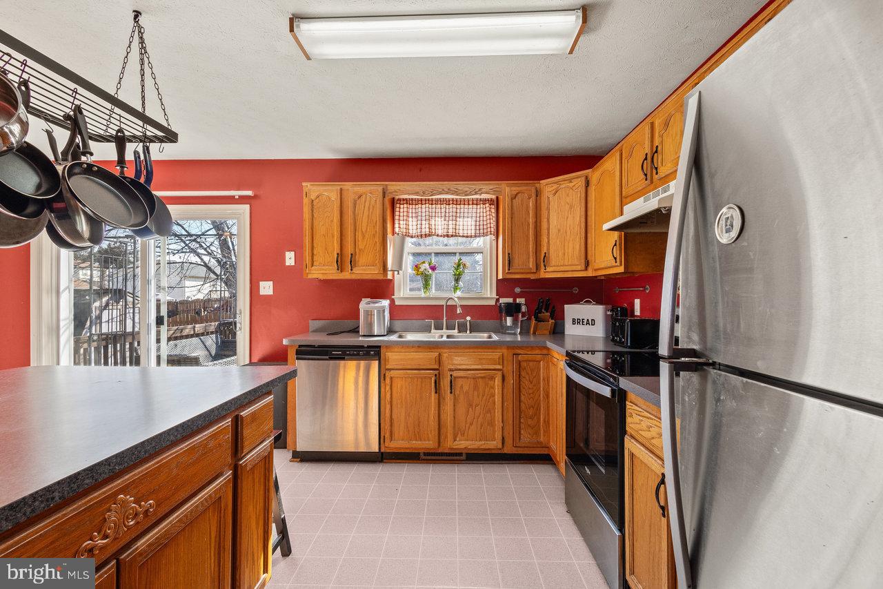 HILLVIEW - Residential