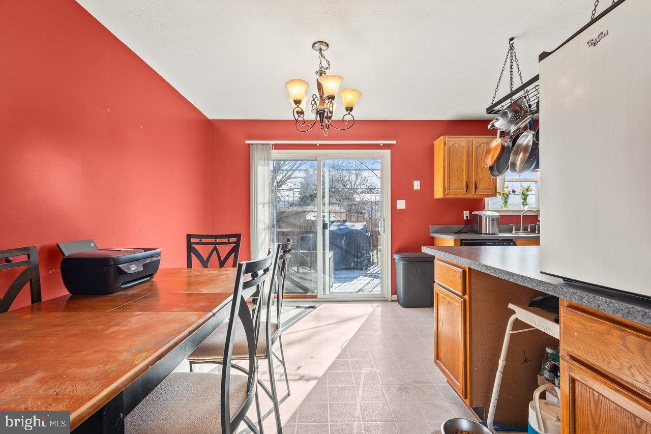 HILLVIEW - Residential