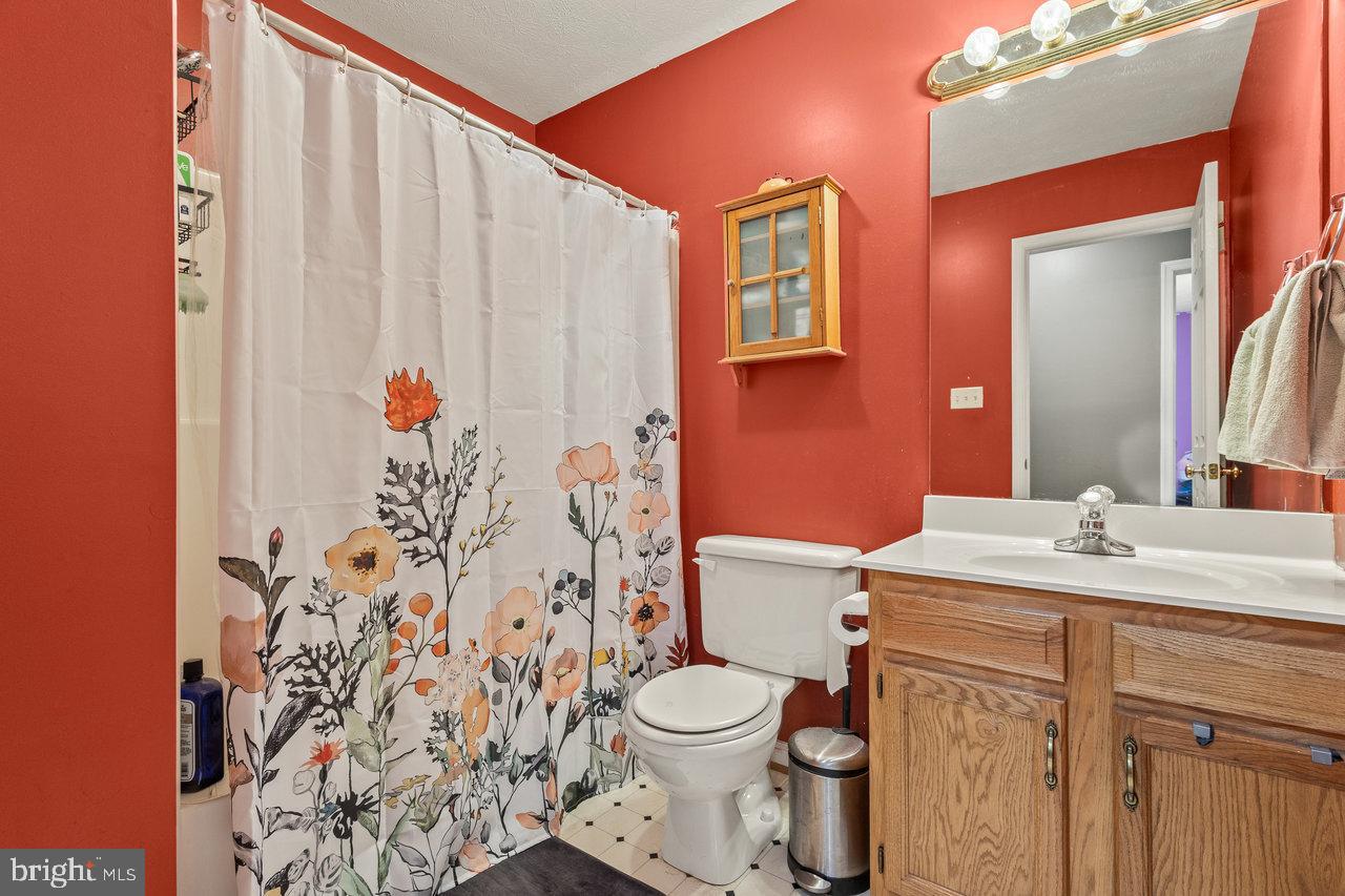 HILLVIEW - Residential