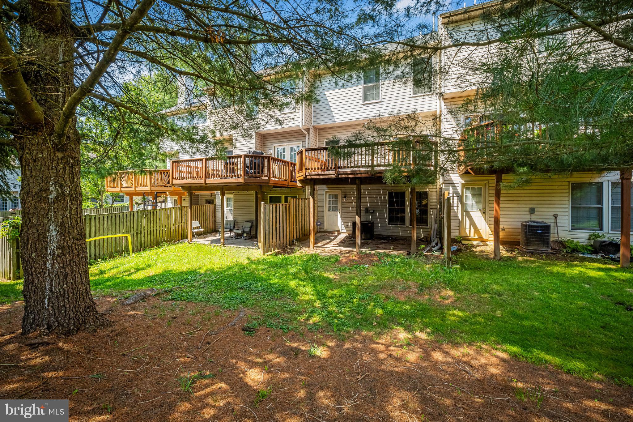 NEWTOWN - Residential