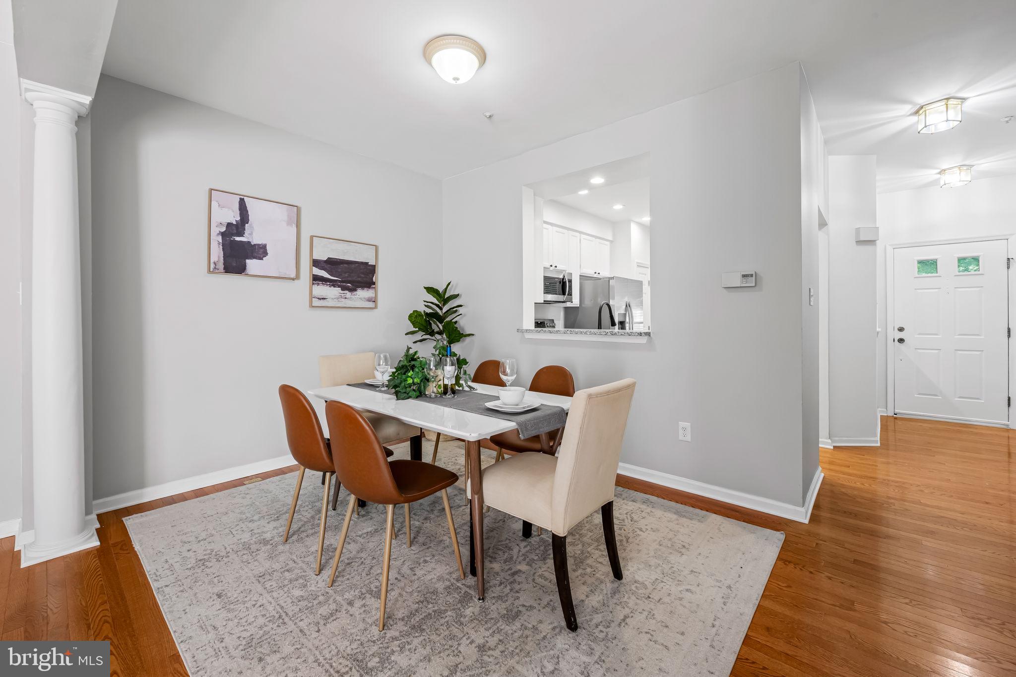 NEWTOWN - Residential