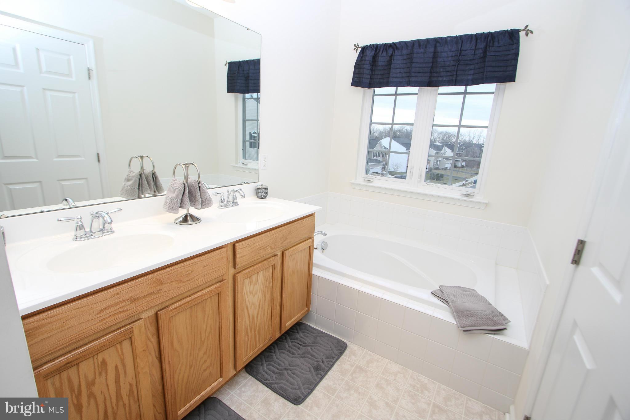 ESTATES AT ELK RUN - Residential