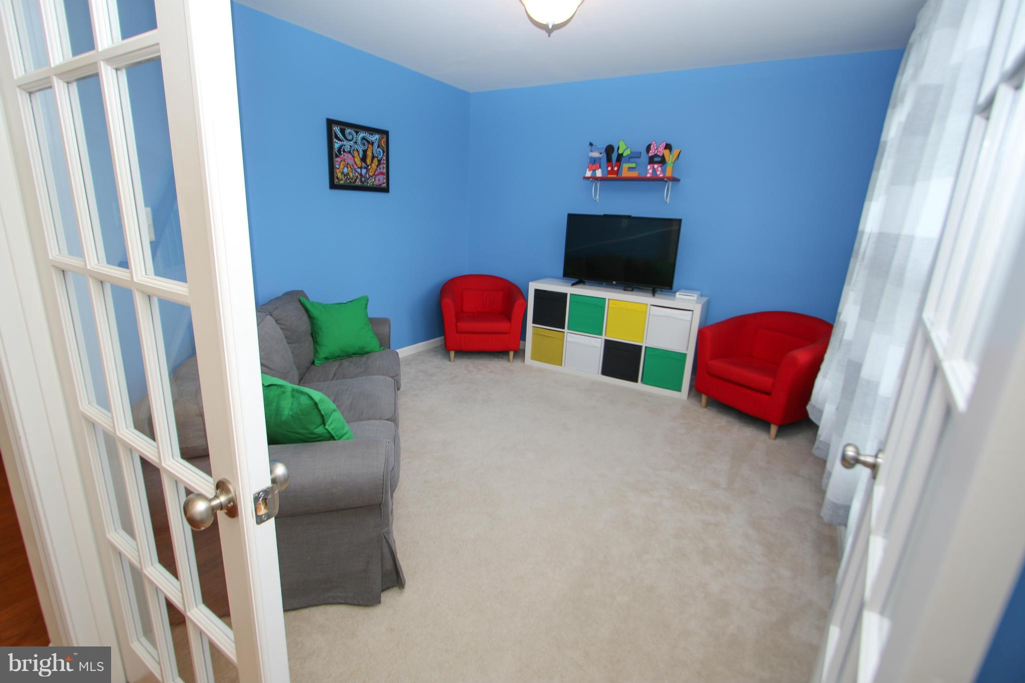 ESTATES AT ELK RUN - Residential