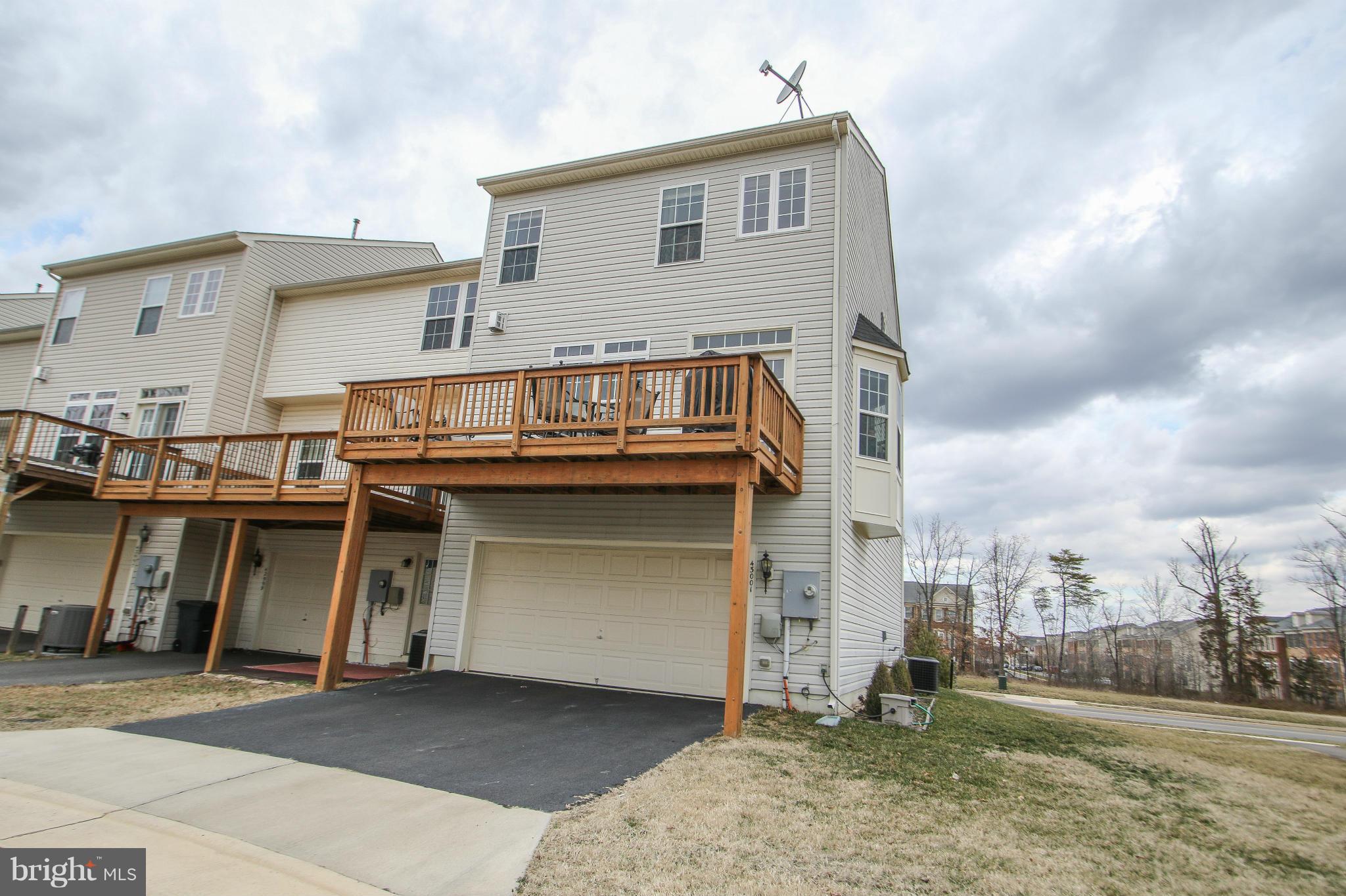 ESTATES AT ELK RUN - Residential