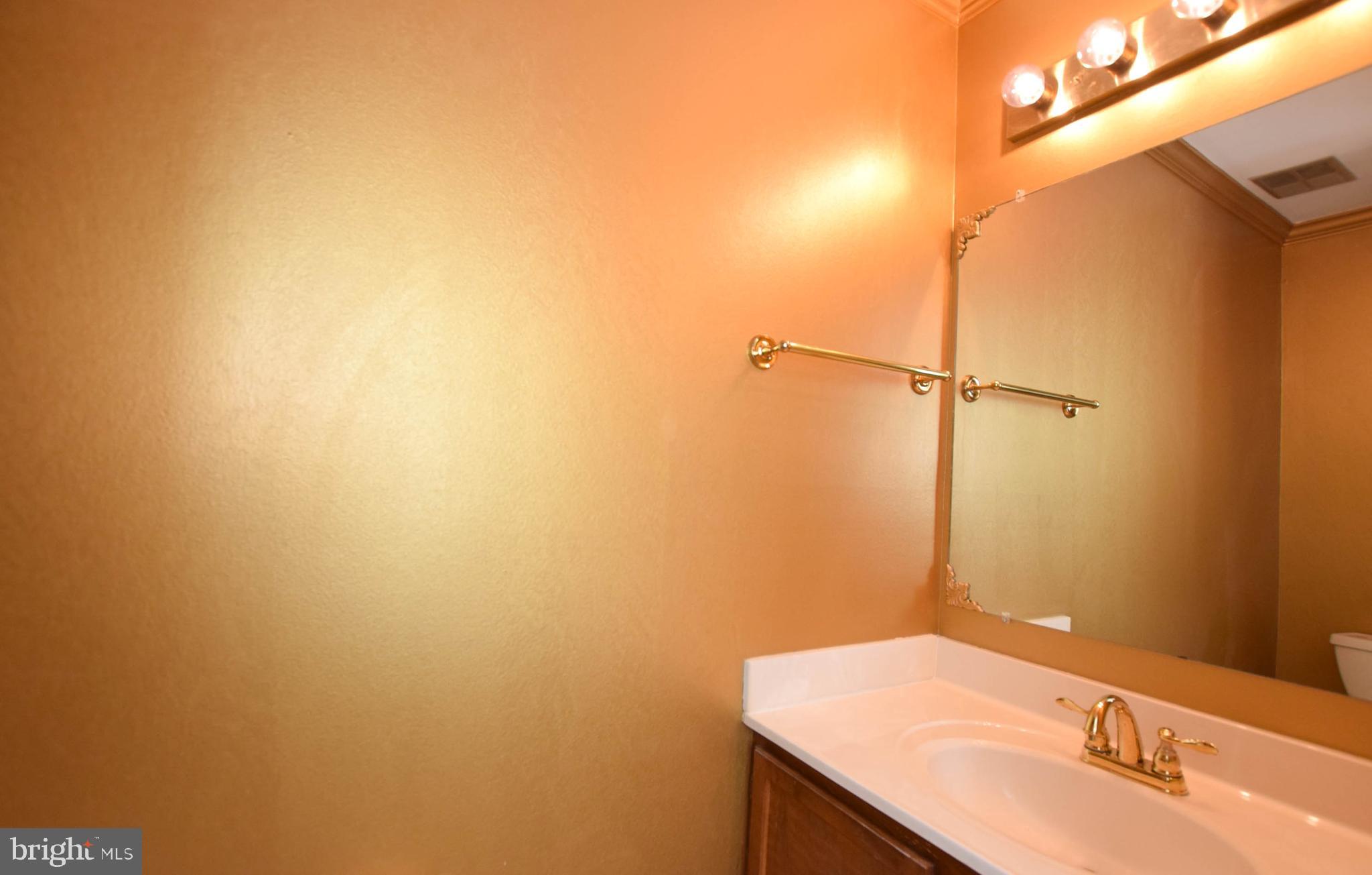 GREENBROOK VILLAGE - Residential Lease