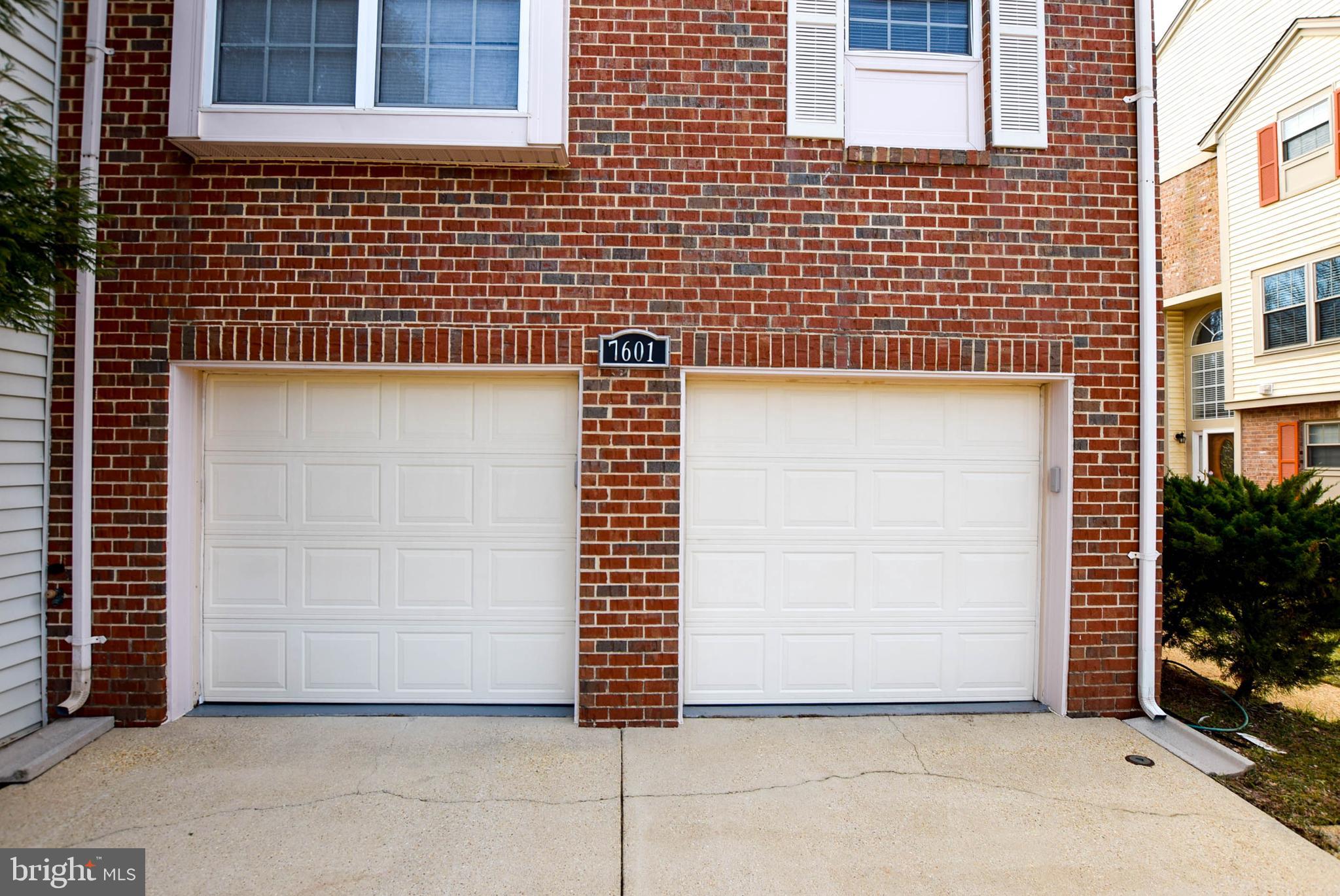 GREENBROOK VILLAGE - Residential Lease