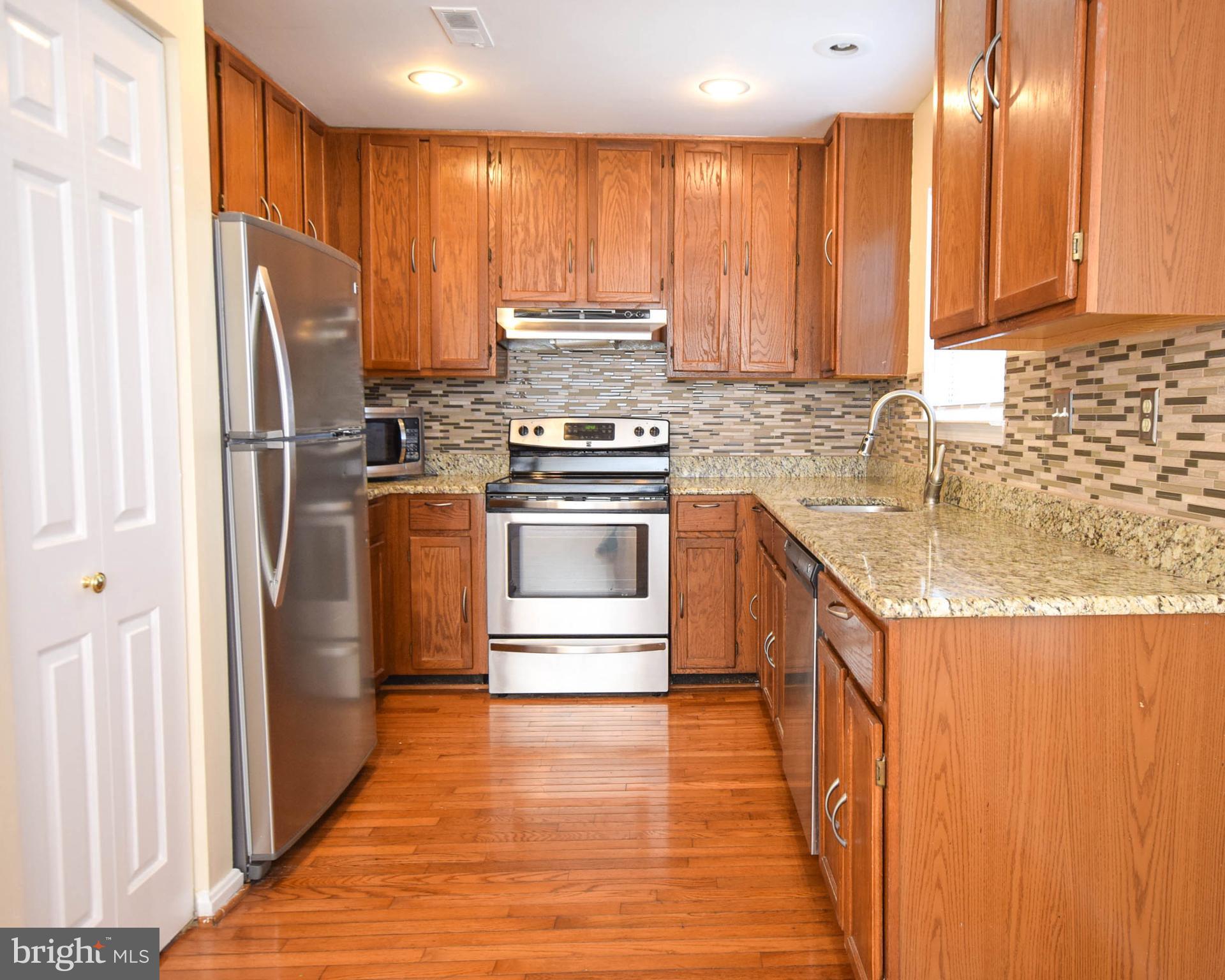 GREENBROOK VILLAGE - Residential Lease