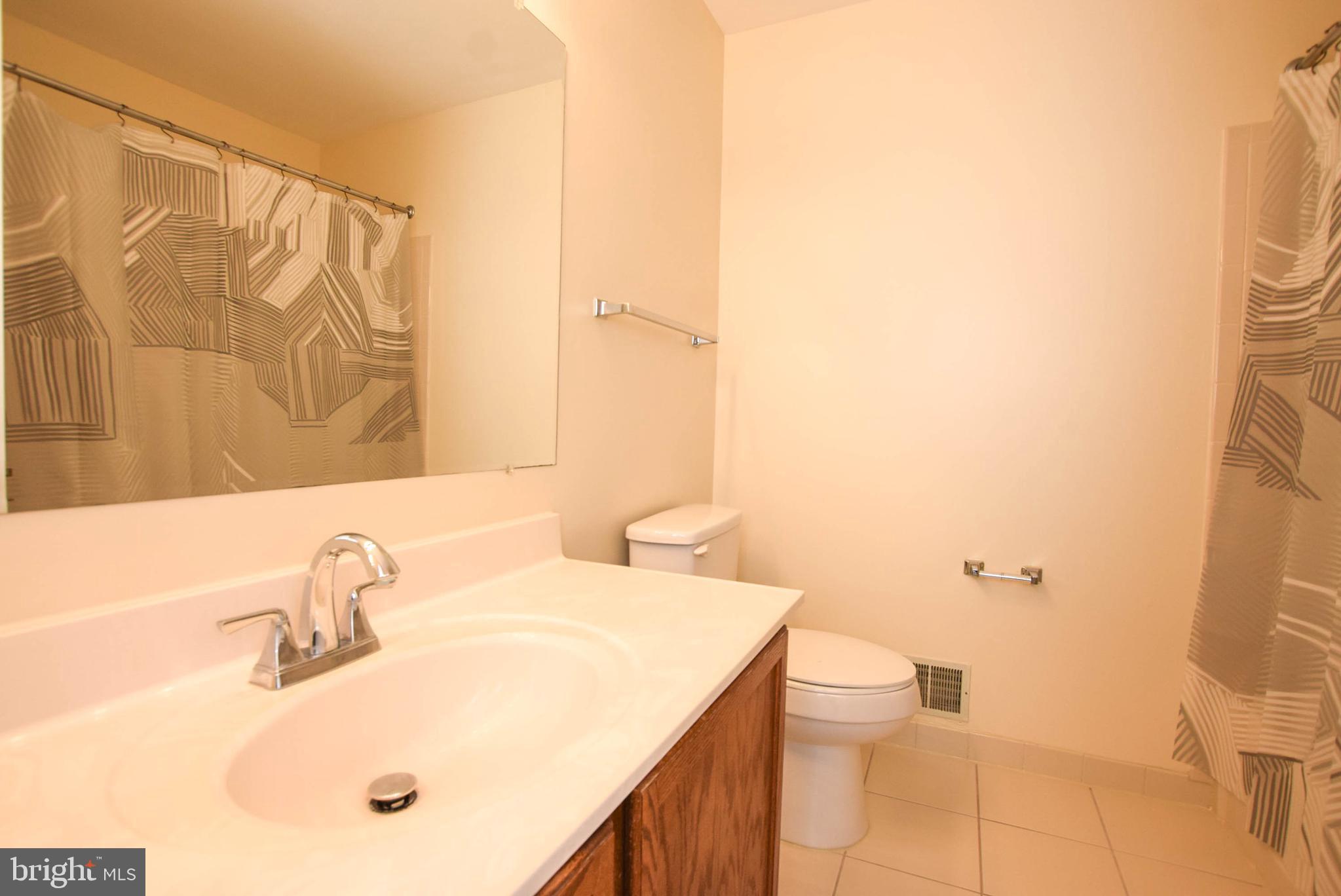 GREENBROOK VILLAGE - Residential Lease