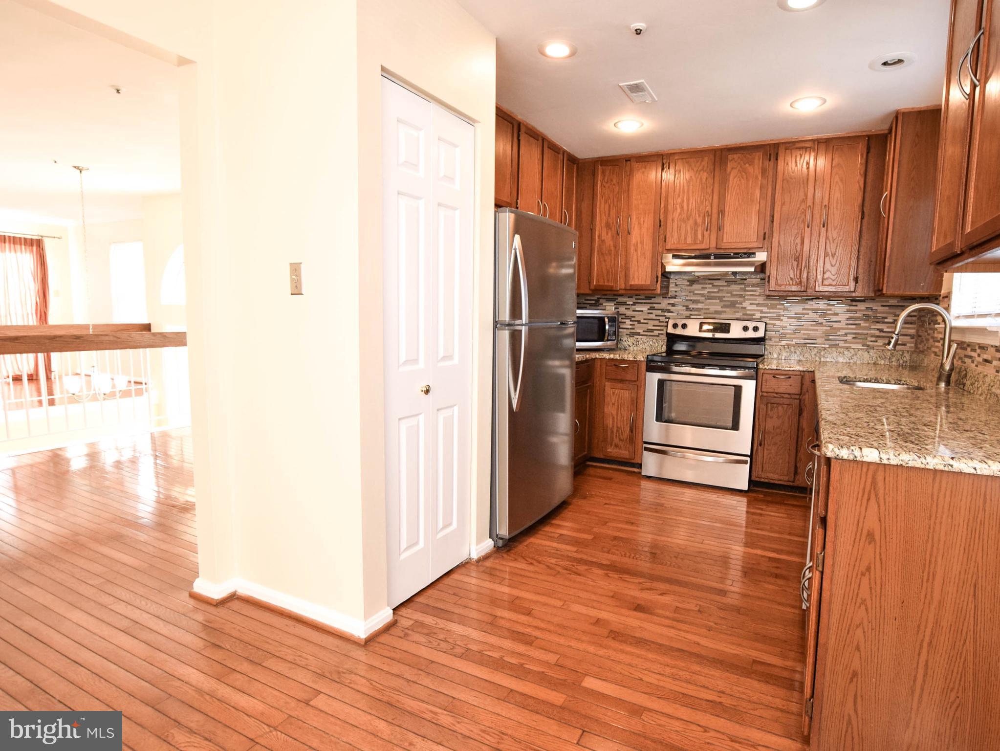 GREENBROOK VILLAGE - Residential Lease