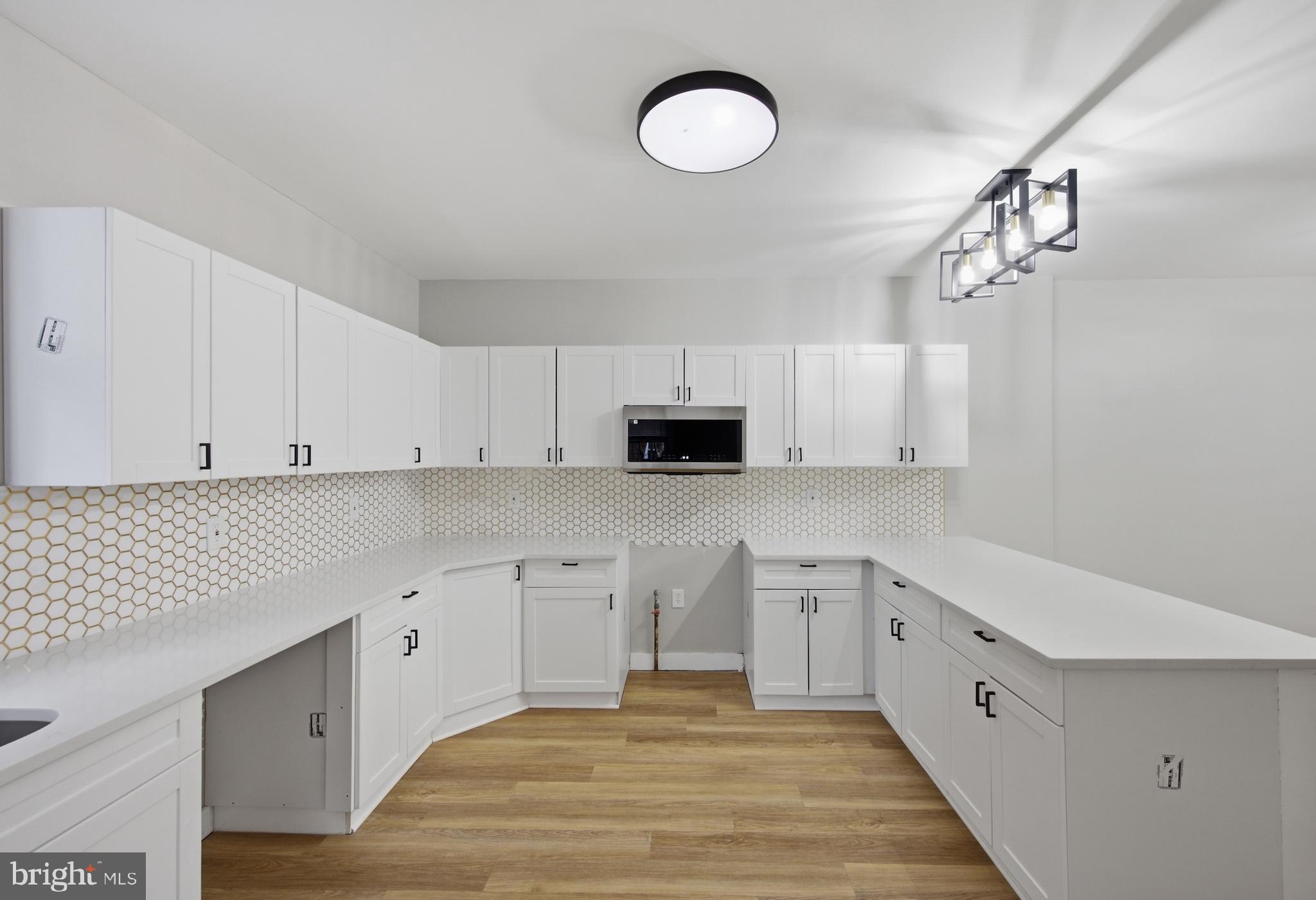 HOWARD PARK - Residential