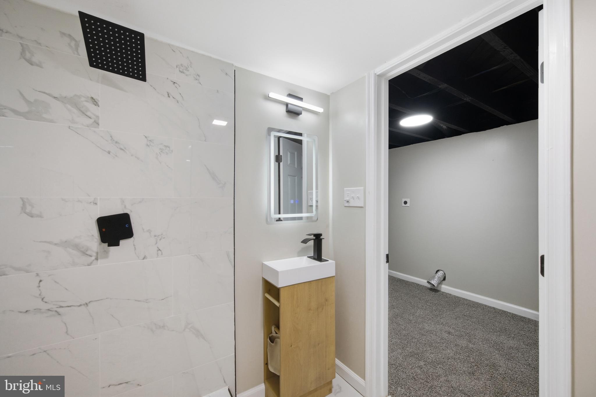 HOWARD PARK - Residential