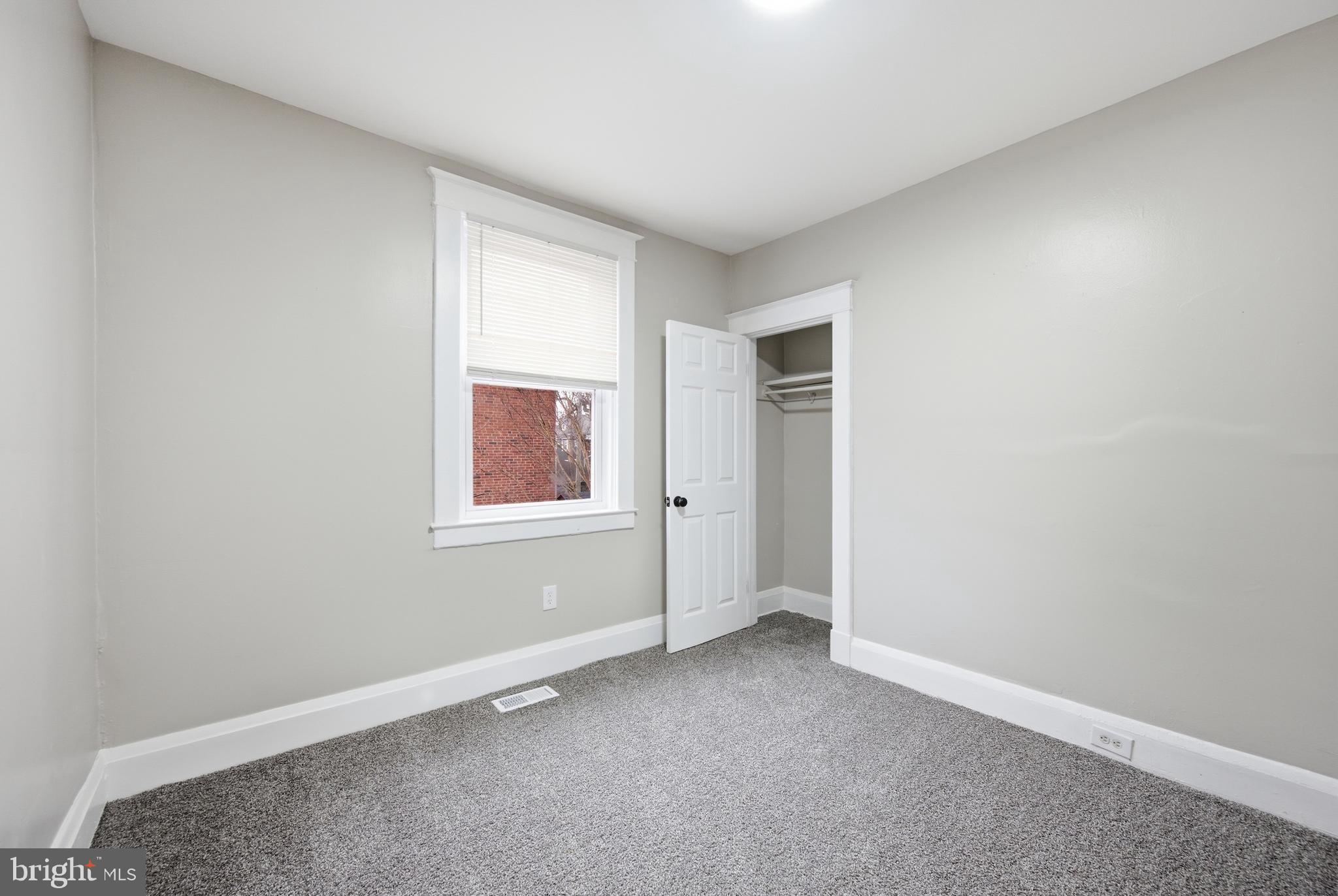 HOWARD PARK - Residential