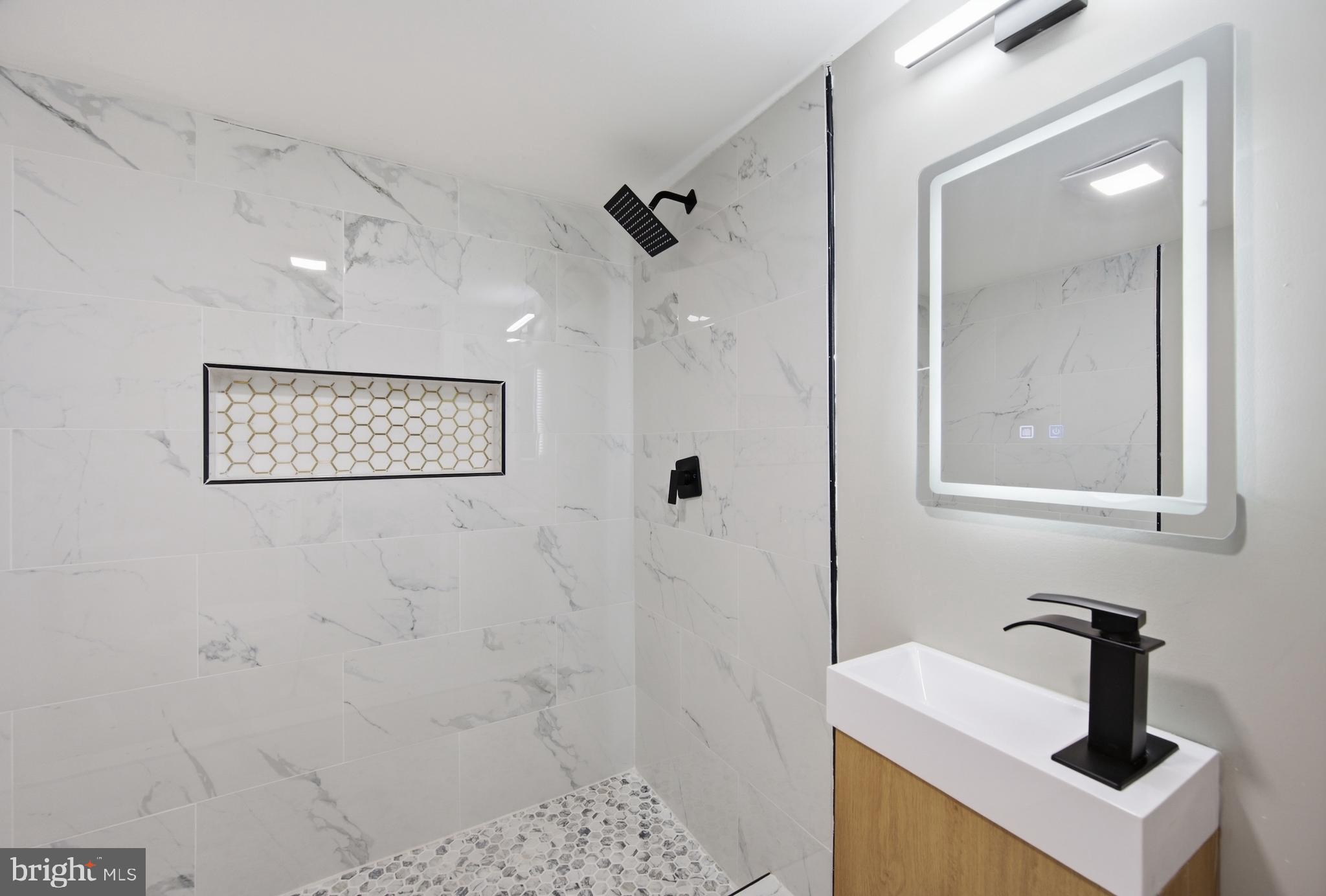 HOWARD PARK - Residential