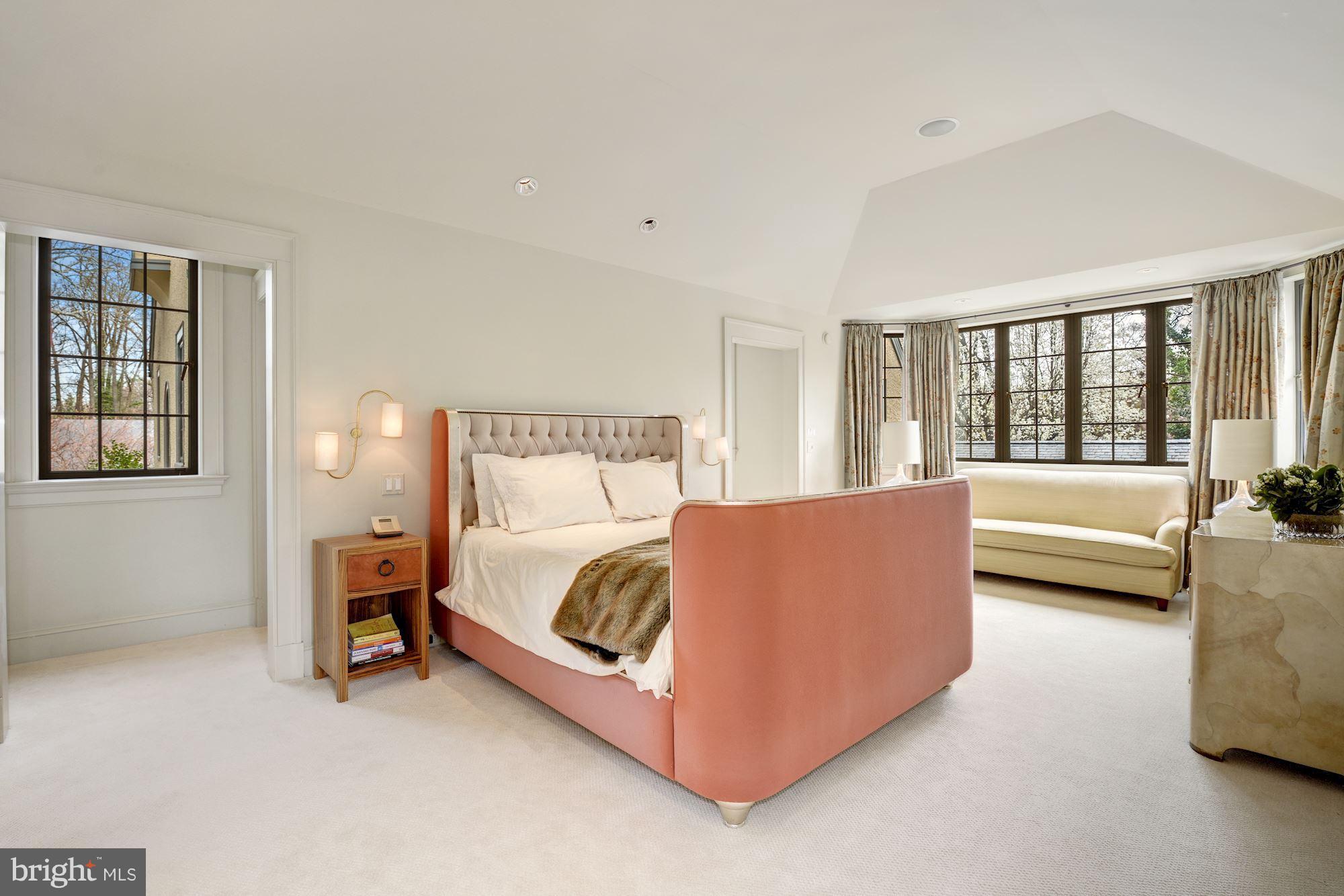 SPRING VALLEY - Residential