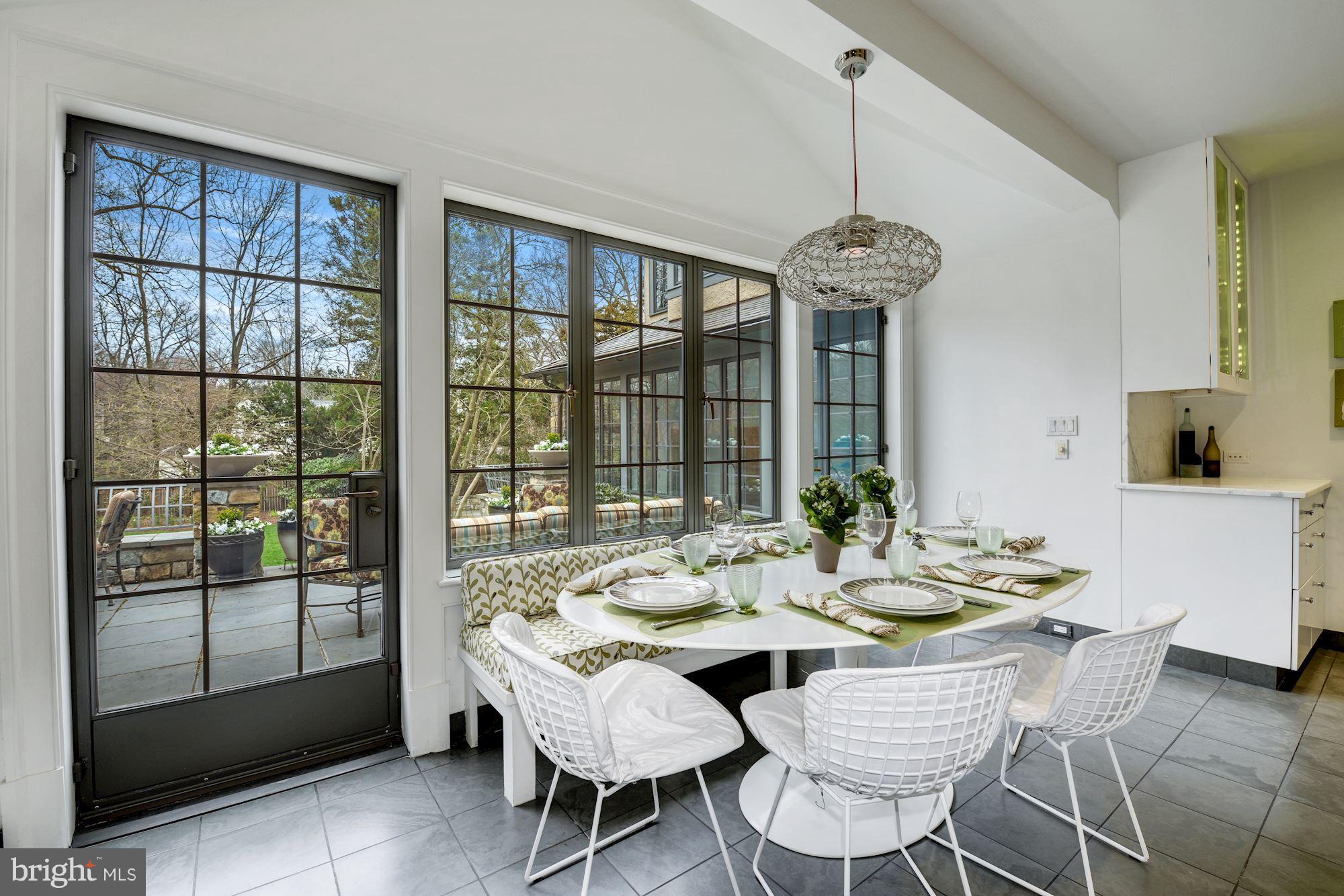 SPRING VALLEY - Residential