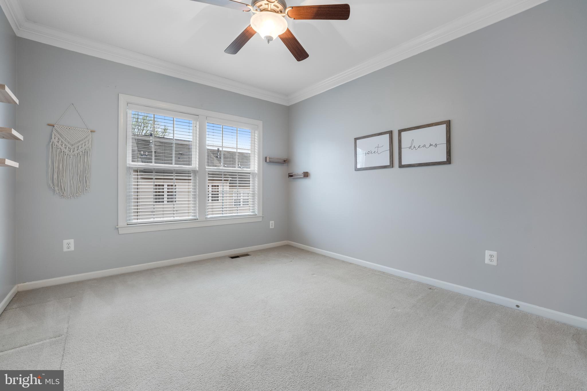 ELKRIDGE CROSSING - Residential