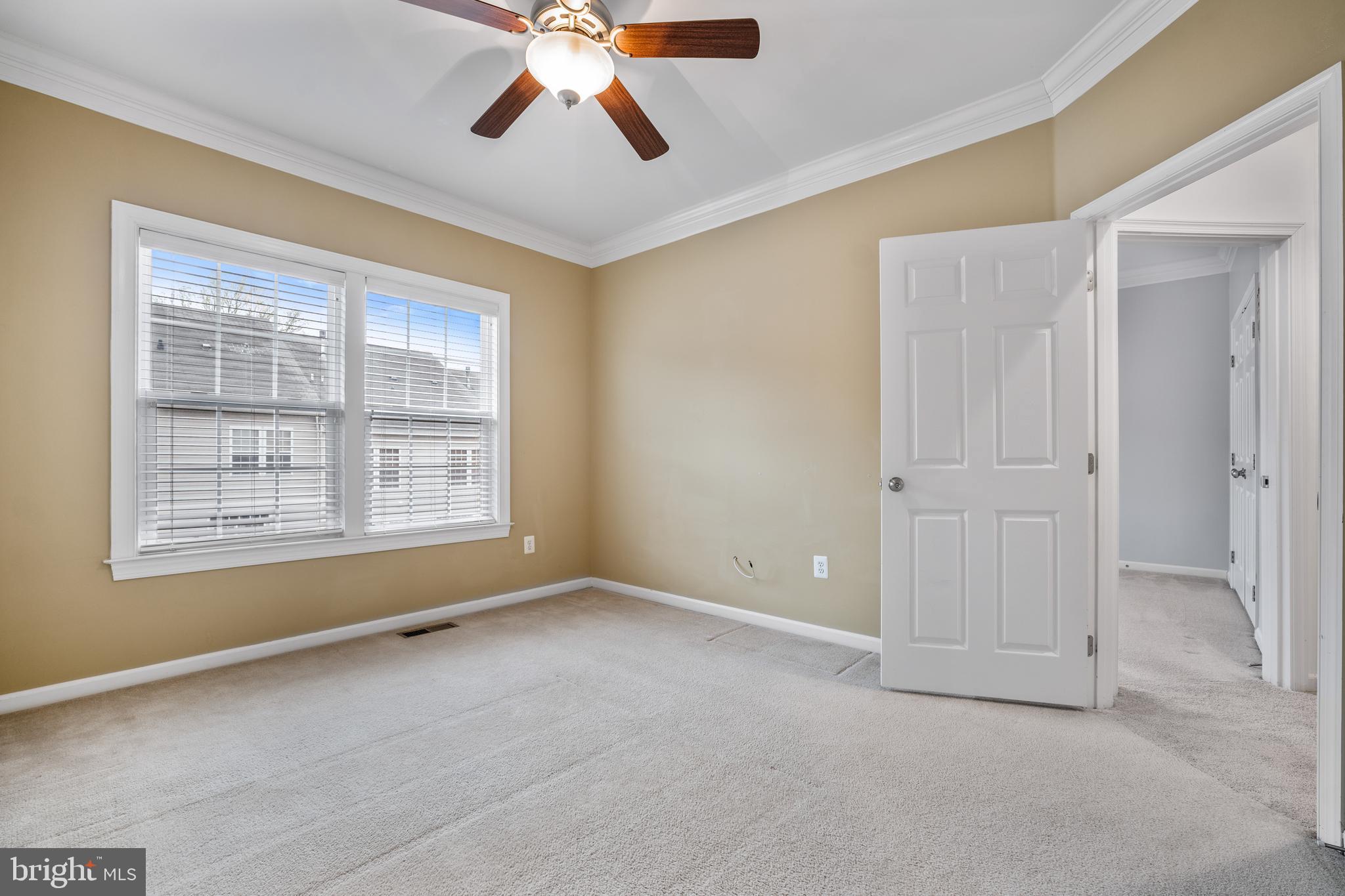 ELKRIDGE CROSSING - Residential