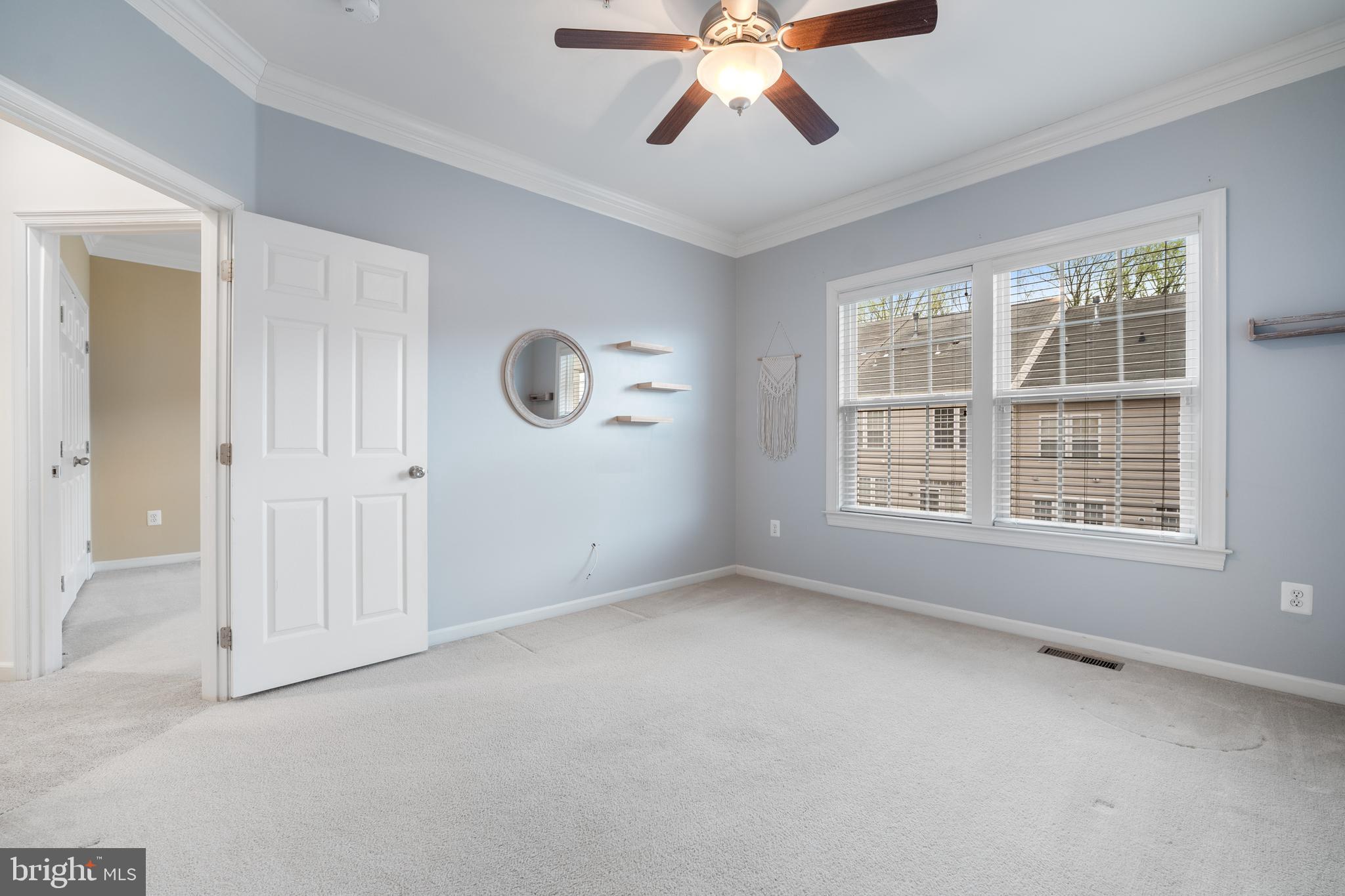 ELKRIDGE CROSSING - Residential