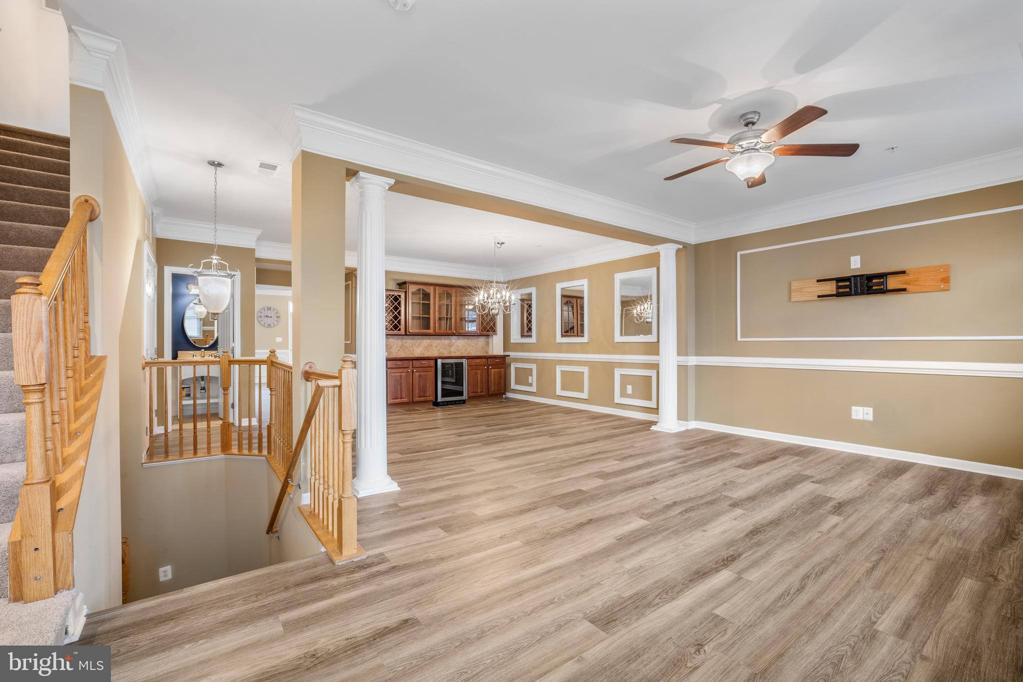 ELKRIDGE CROSSING - Residential