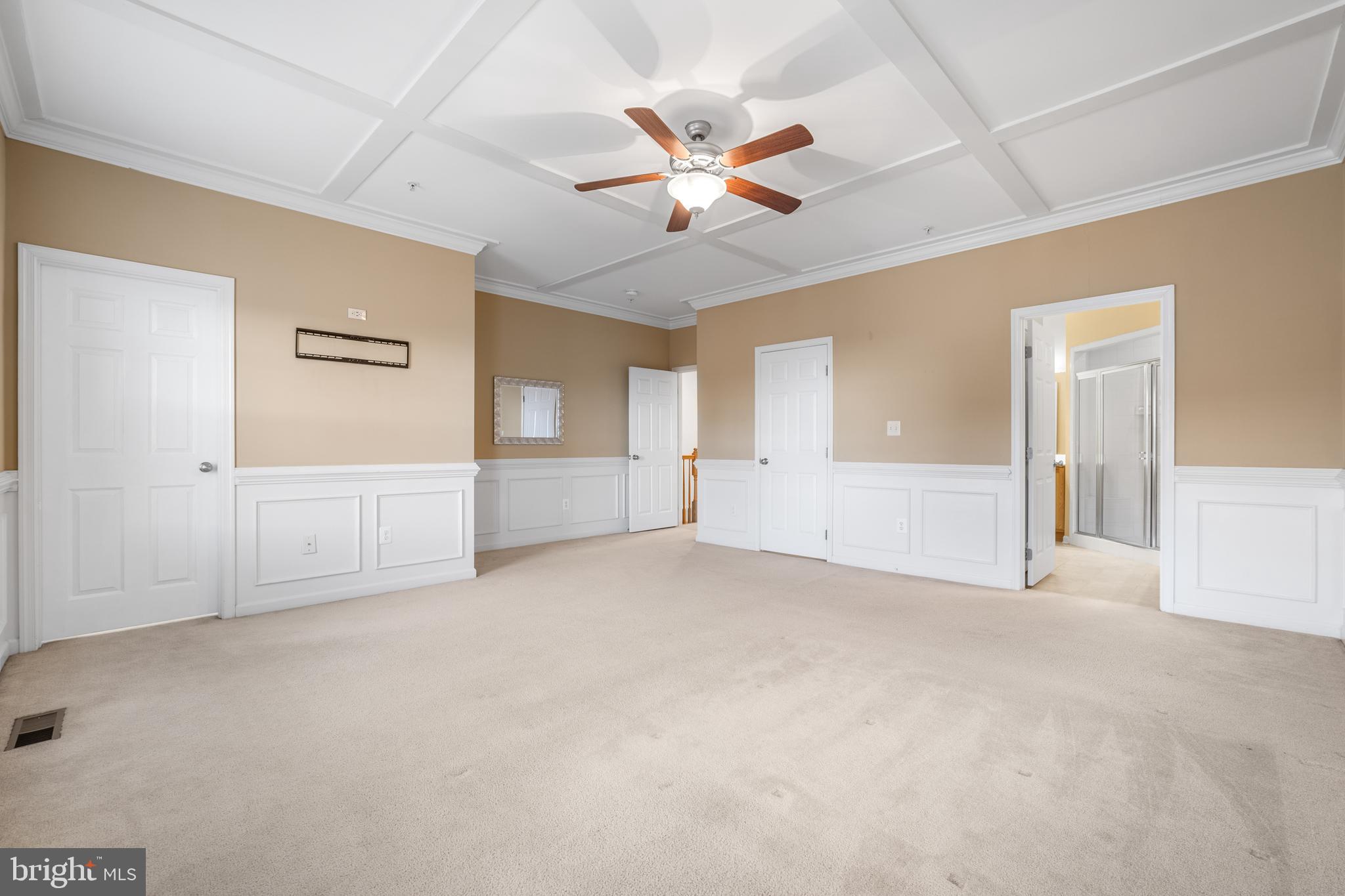 ELKRIDGE CROSSING - Residential