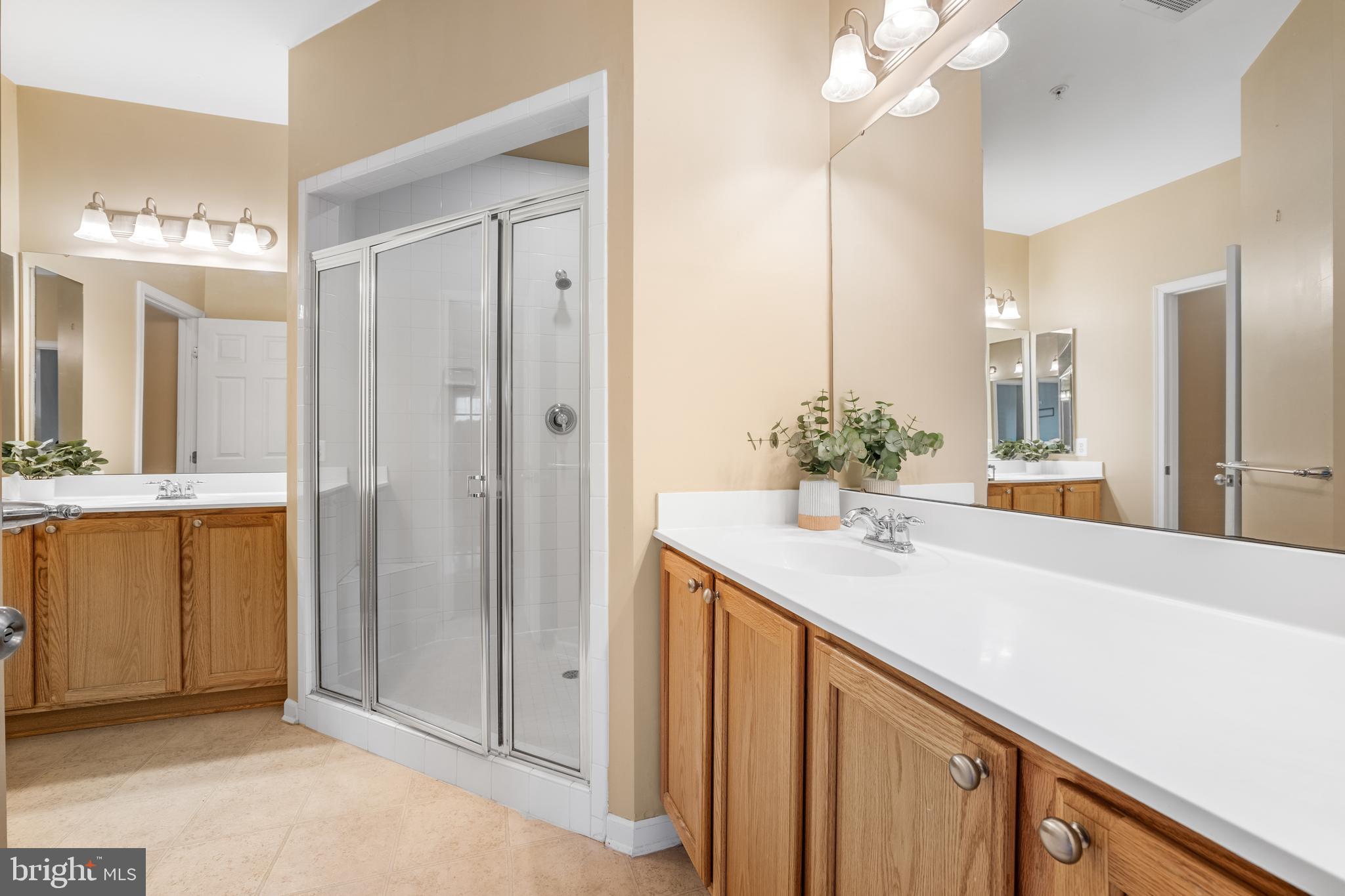 ELKRIDGE CROSSING - Residential