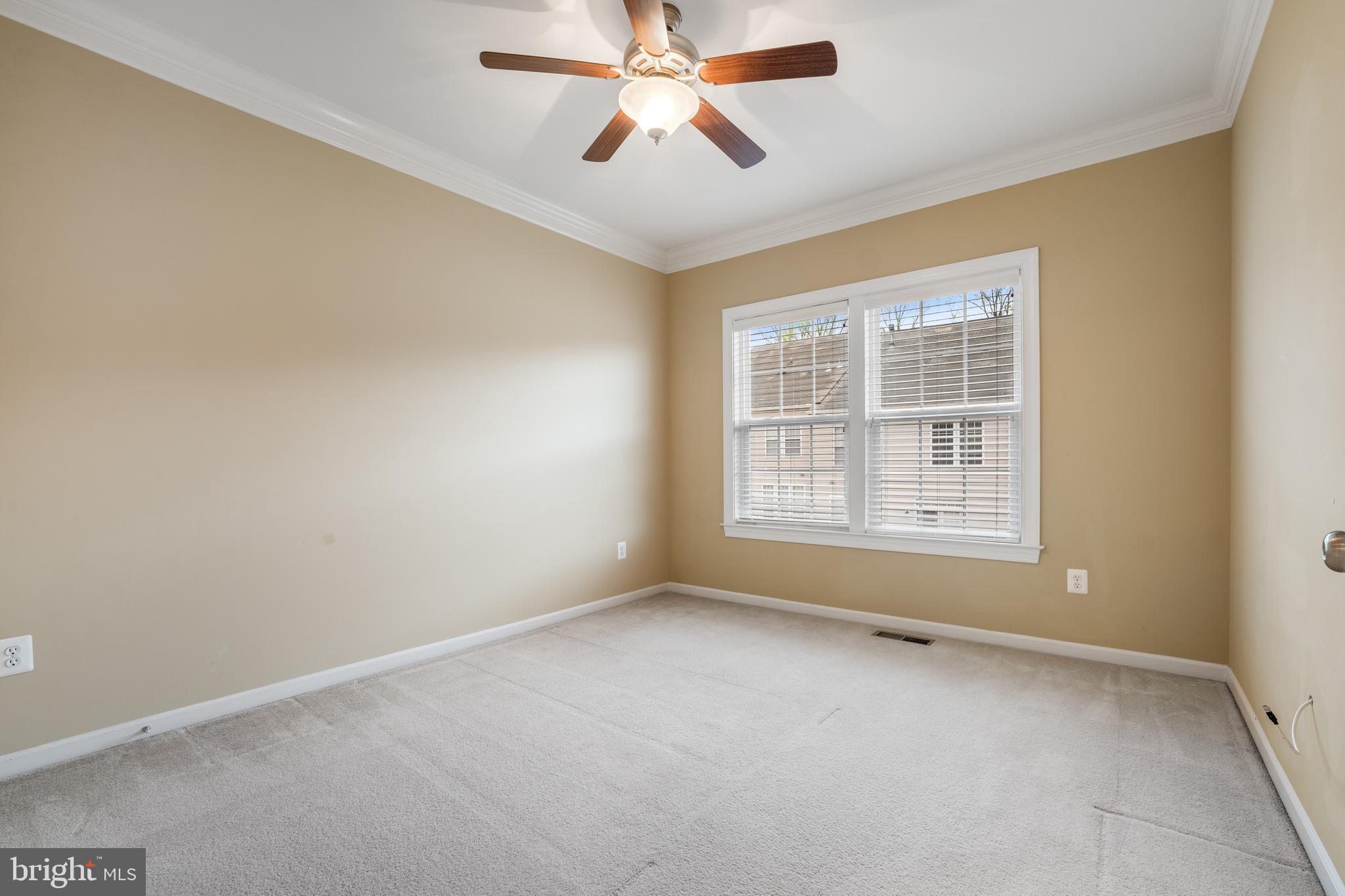 ELKRIDGE CROSSING - Residential