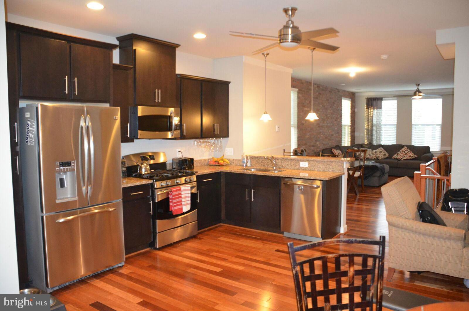 VILLAGE AT WOODSTREAM - Residential Lease