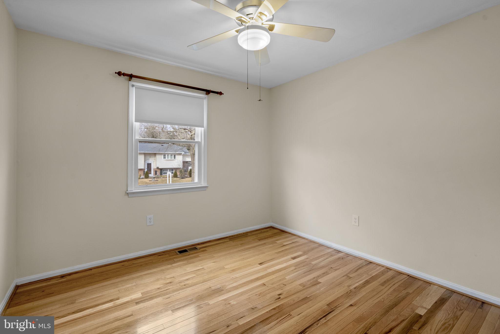 ELEVEN CEDARS - Residential