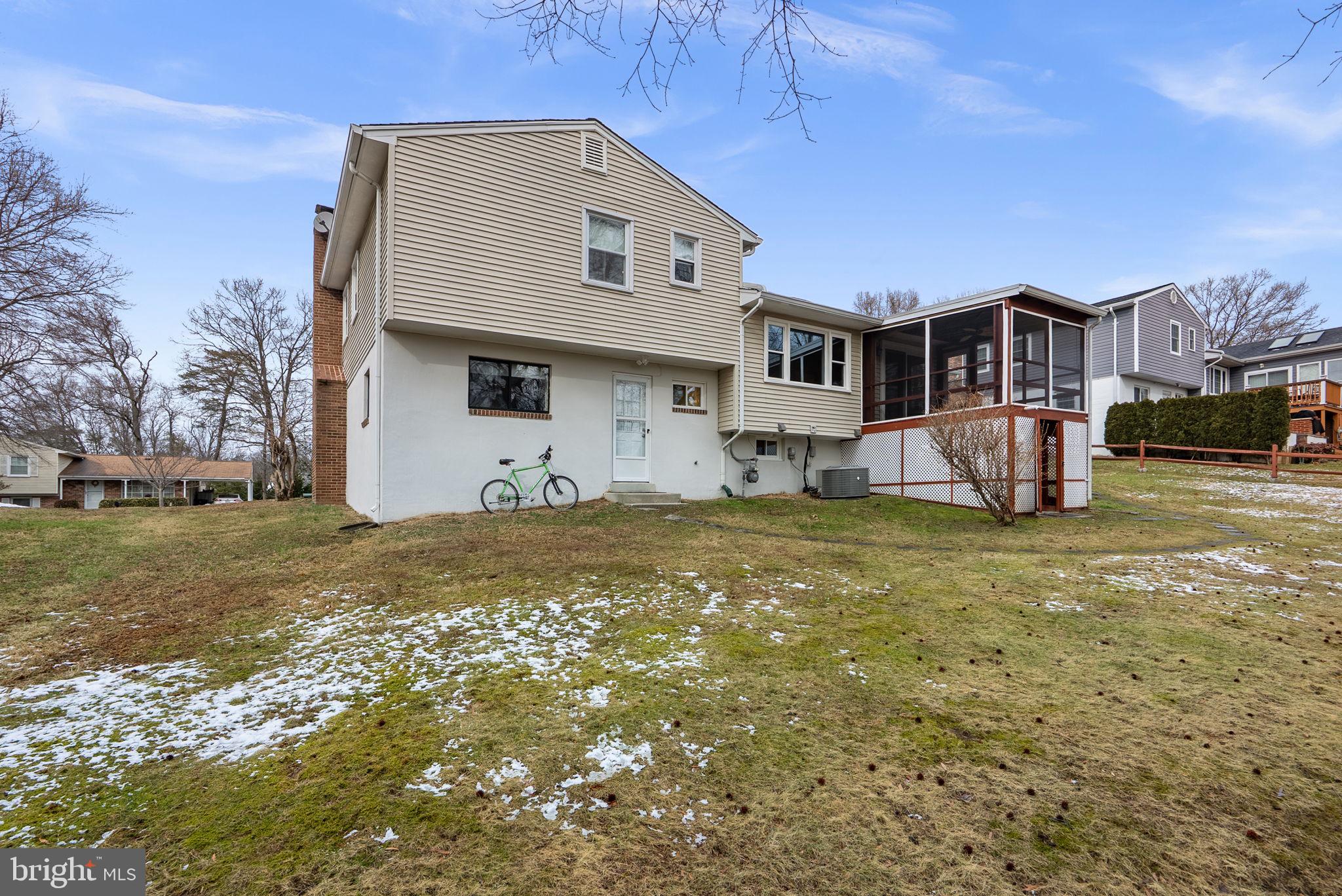 ELEVEN CEDARS - Residential