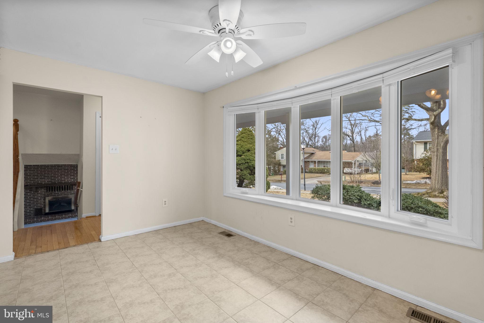 ELEVEN CEDARS - Residential