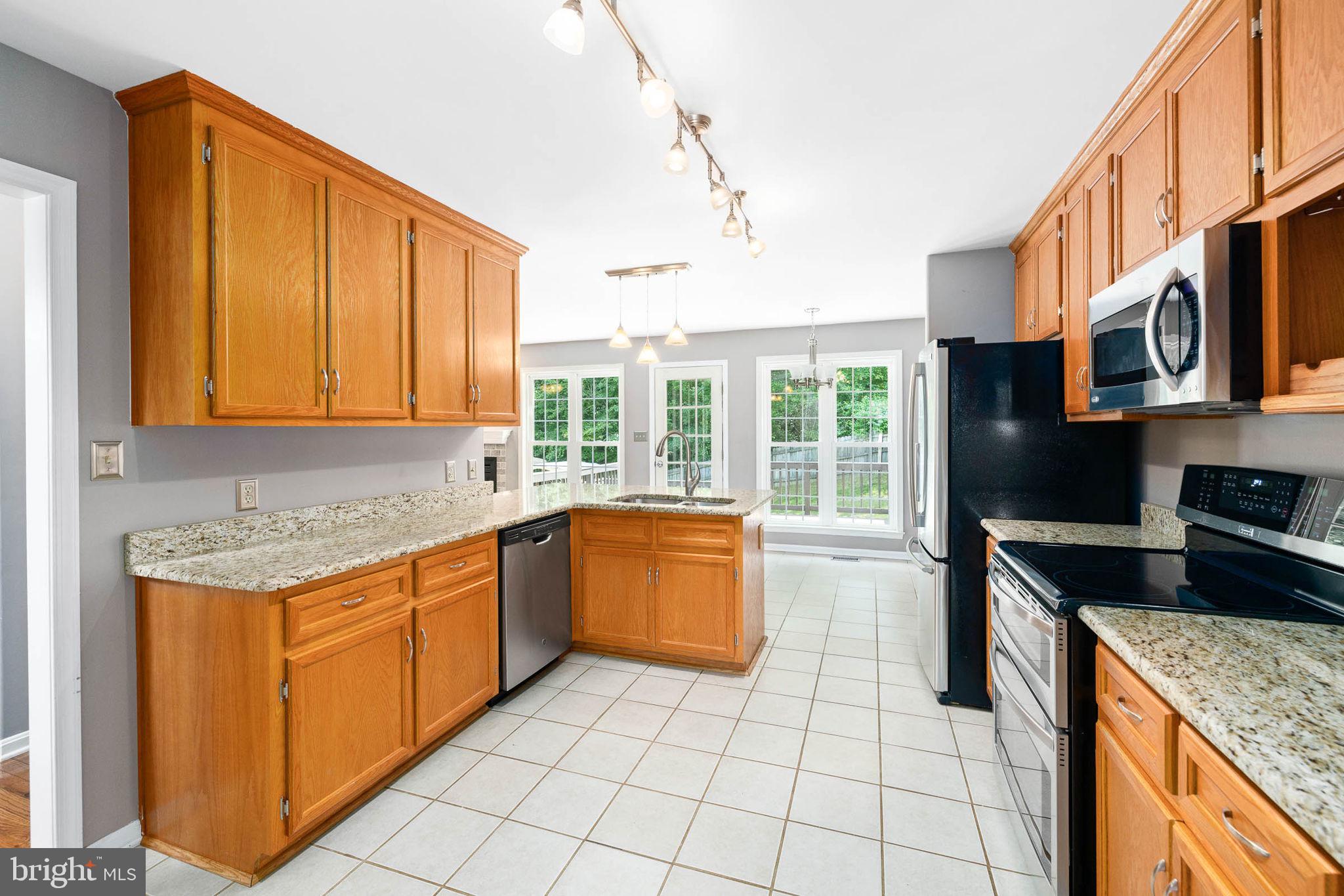 GRAFTON VILLAGE - Residential