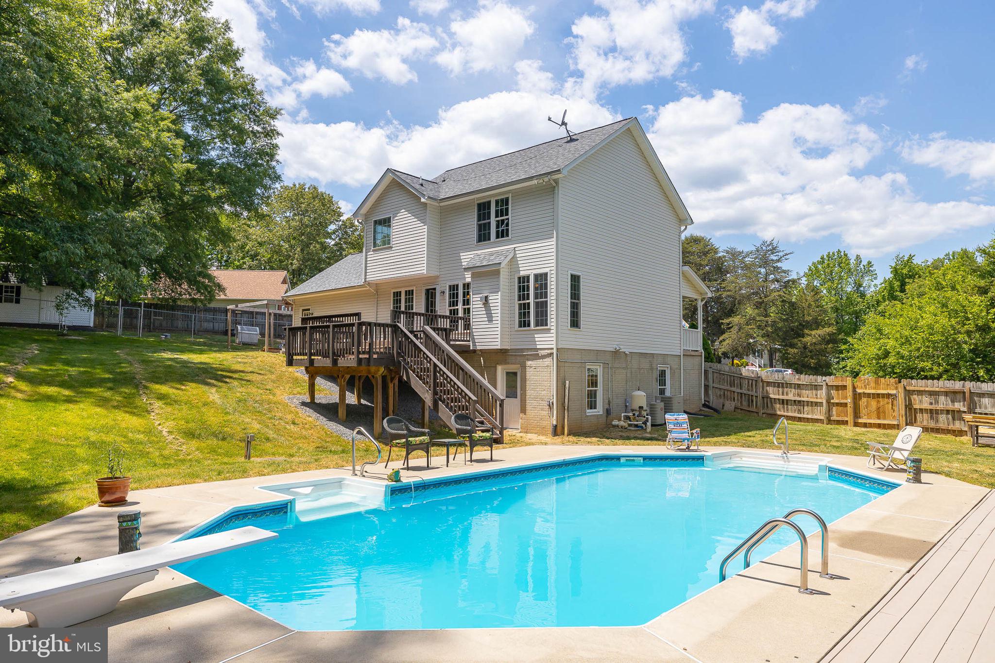 GRAFTON VILLAGE - Residential