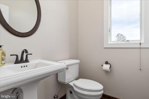 Tiny photo for 16064 Waterford Creek Circle, HAMILTON, VA 20158 (MLS # VALO2123966)