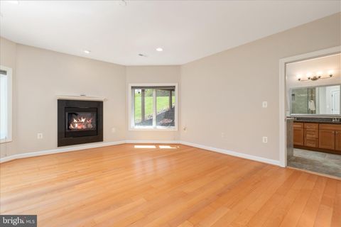 Tiny photo for 16064 Waterford Creek Circle, HAMILTON, VA 20158 (MLS # VALO2123966)