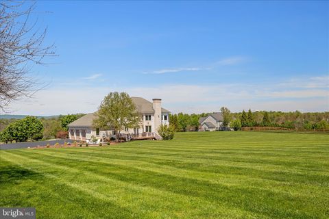 Tiny photo for 16064 Waterford Creek Circle, HAMILTON, VA 20158 (MLS # VALO2123966)