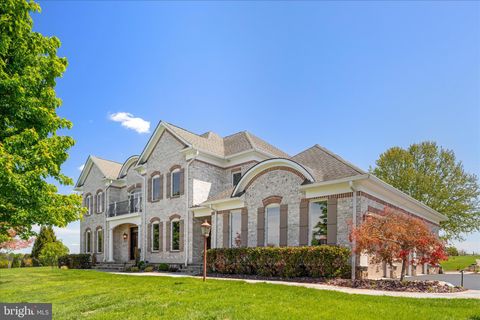 Tiny photo for 16064 Waterford Creek Circle, HAMILTON, VA 20158 (MLS # VALO2123966)