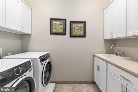 Tiny photo for 16064 Waterford Creek Circle, HAMILTON, VA 20158 (MLS # VALO2123966)