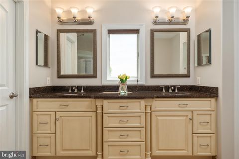 Tiny photo for 16064 Waterford Creek Circle, HAMILTON, VA 20158 (MLS # VALO2123966)