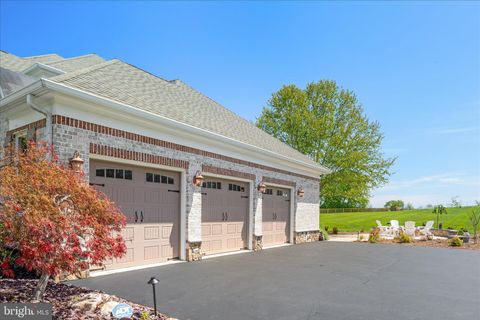 Tiny photo for 16064 Waterford Creek Circle, HAMILTON, VA 20158 (MLS # VALO2123966)