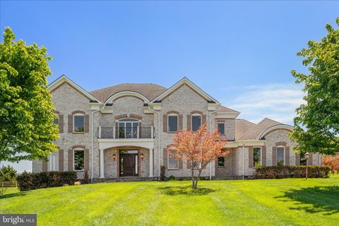 Tiny photo for 16064 Waterford Creek Circle, HAMILTON, VA 20158 (MLS # VALO2123966)