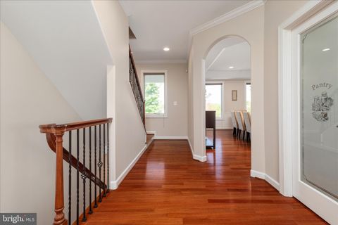 Tiny photo for 16064 Waterford Creek Circle, HAMILTON, VA 20158 (MLS # VALO2123966)