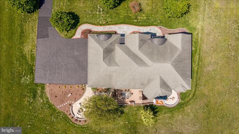 Tiny photo for 16064 Waterford Creek Circle, HAMILTON, VA 20158 (MLS # VALO2123966)