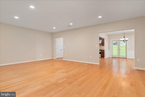 Tiny photo for 16064 Waterford Creek Circle, HAMILTON, VA 20158 (MLS # VALO2123966)