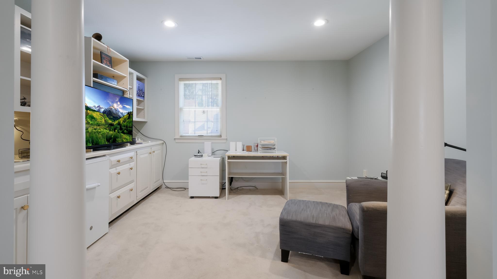 TEVERSALL - Residential