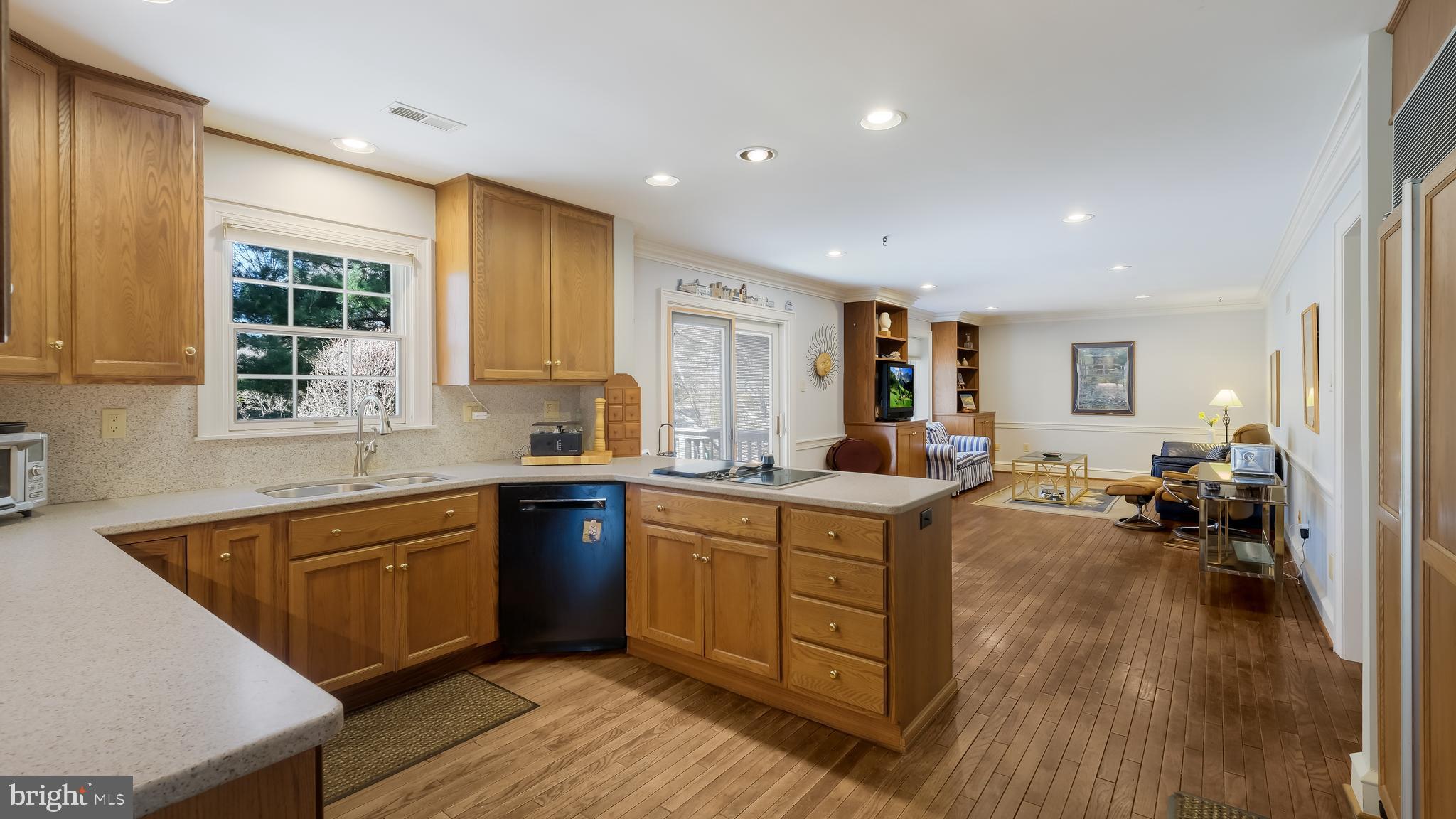 TEVERSALL - Residential