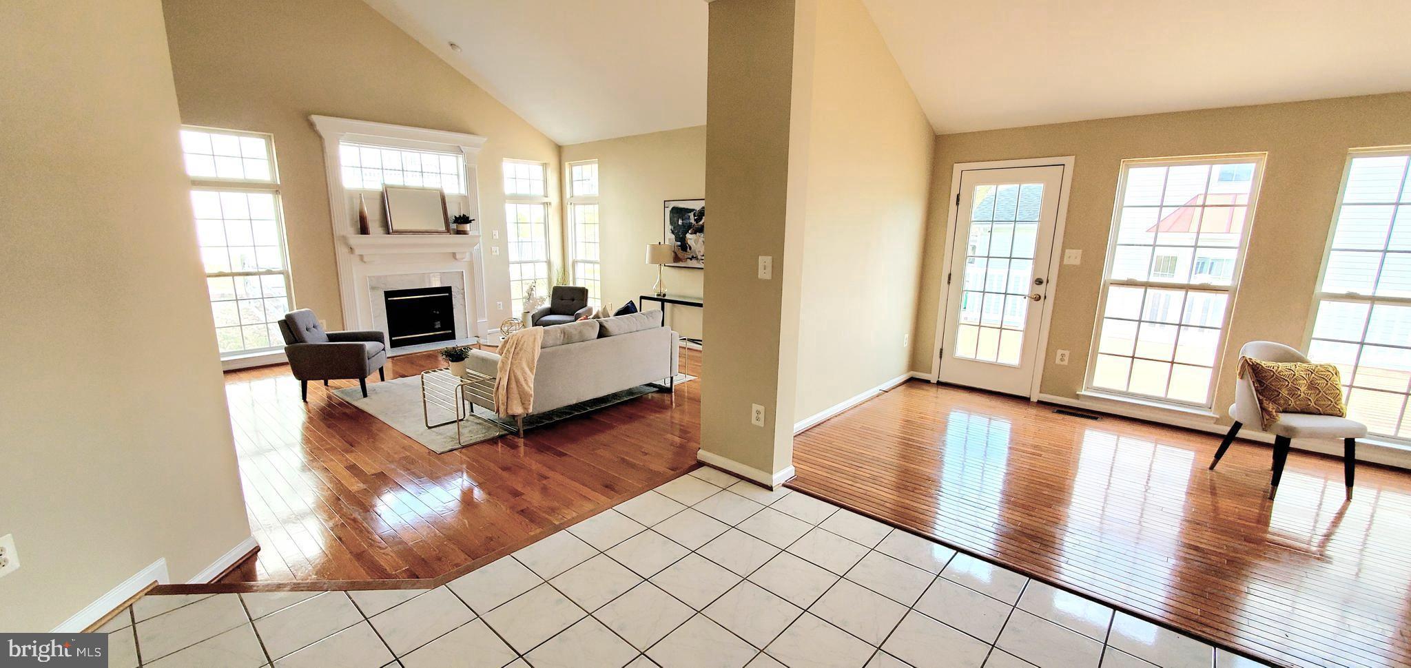 COUNTRY CLUB ESTATES - Residential